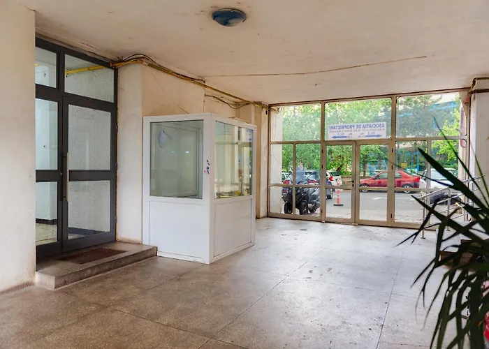 Comfy With Private Parking And Netflix Bucharest