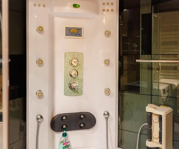 Comfy With Private Parking And Netflix * Bucharest
