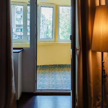 Comfy With Private Parking And Netflix Appartement