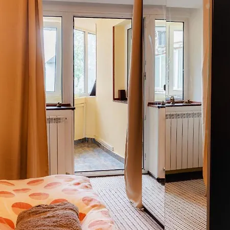 Appartement Comfy With Private Parking And Netflix Bucarest
