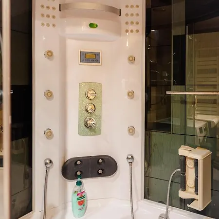 Comfy With Private Parking And Netflix * Bucarest