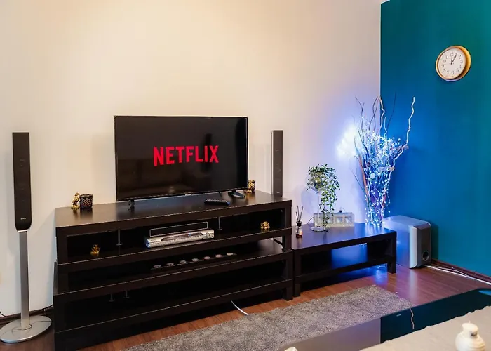 Comfy With Private Parking And Netflix Boekarest