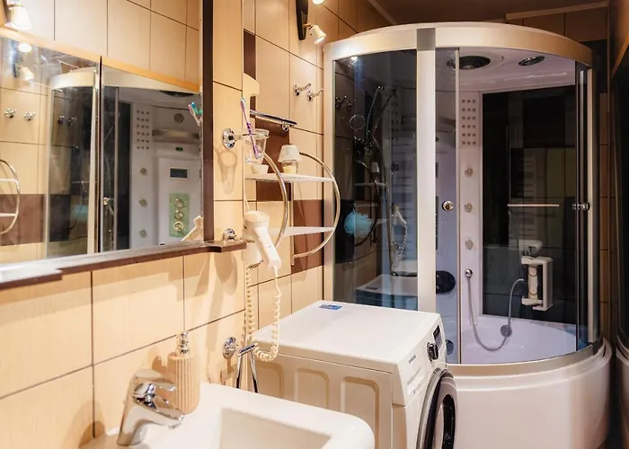 Comfy With Private Parking And Netflix דירה בוקרשט