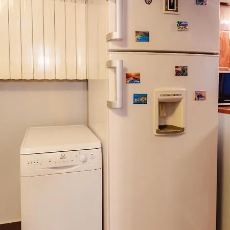 Comfy With Private Parking And Netflix * Bucarest